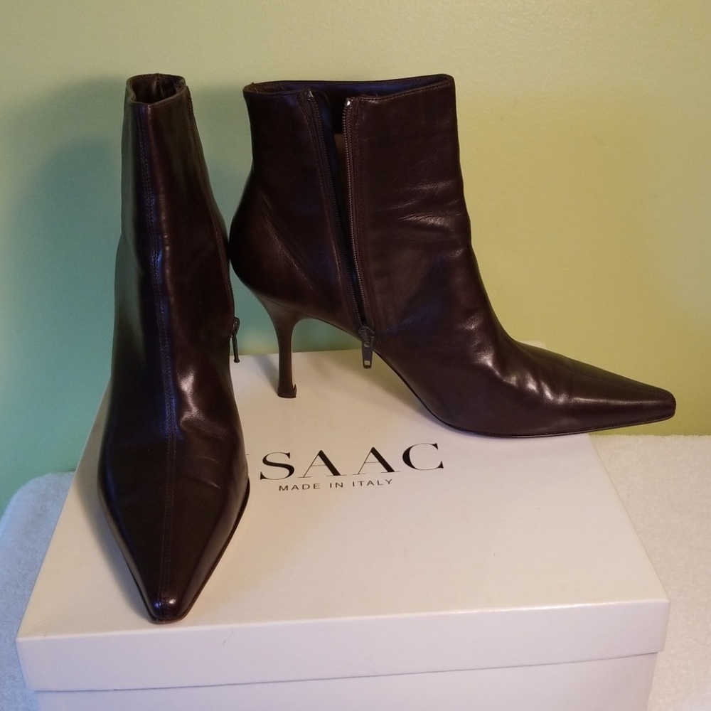 Isaac Boots